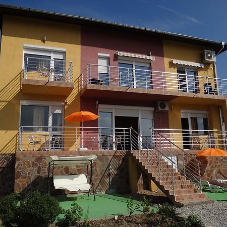 Guestrooms Struma Dolinata Strumyani Ngoại thất bức ảnh